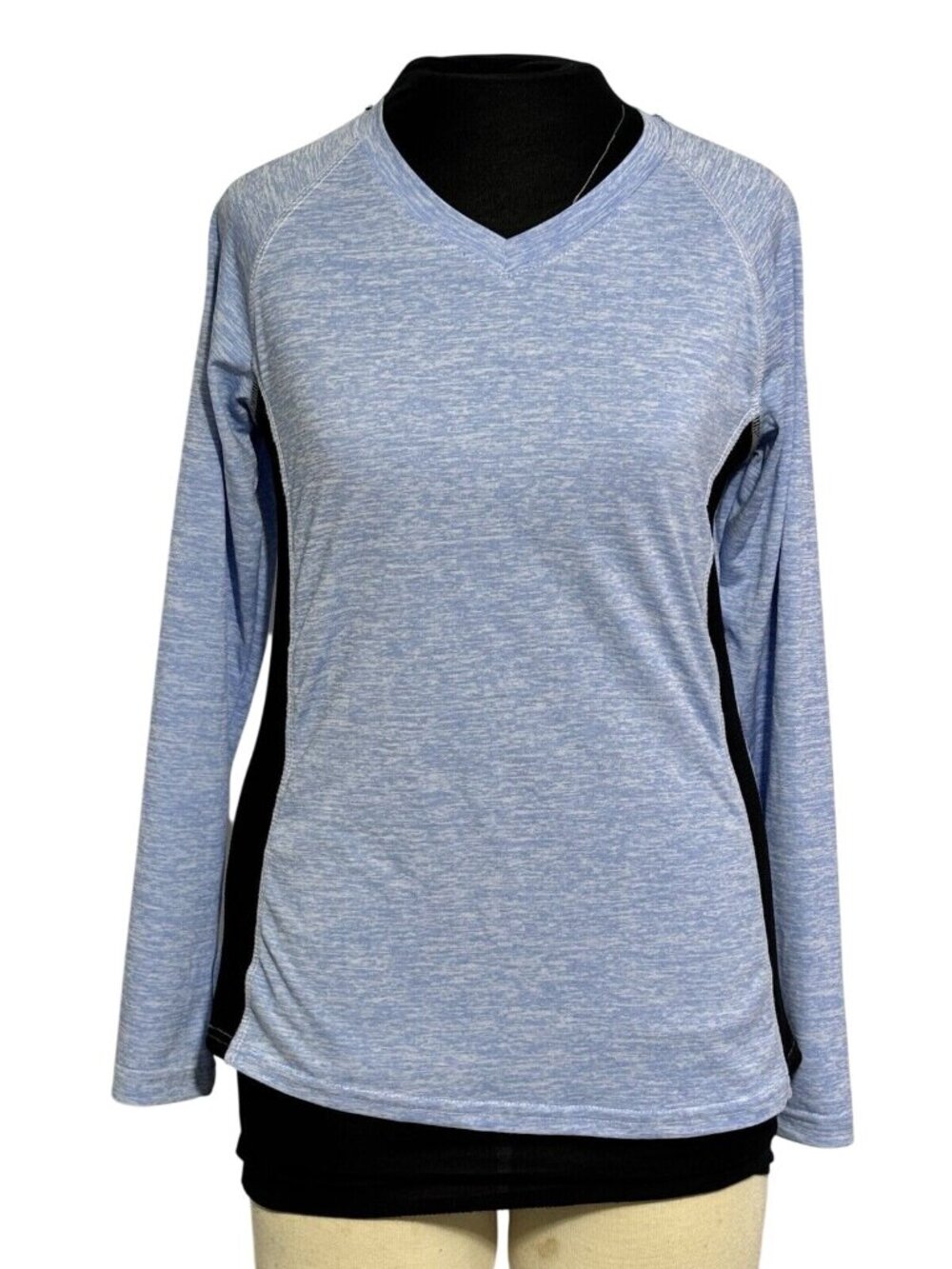 Game Time Sport Sweater For Women Color Light Blue And Black Size Medium
